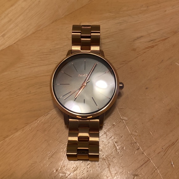 NIXSON WATCH movin out THE KENSINGTON - Picture 2 of 6